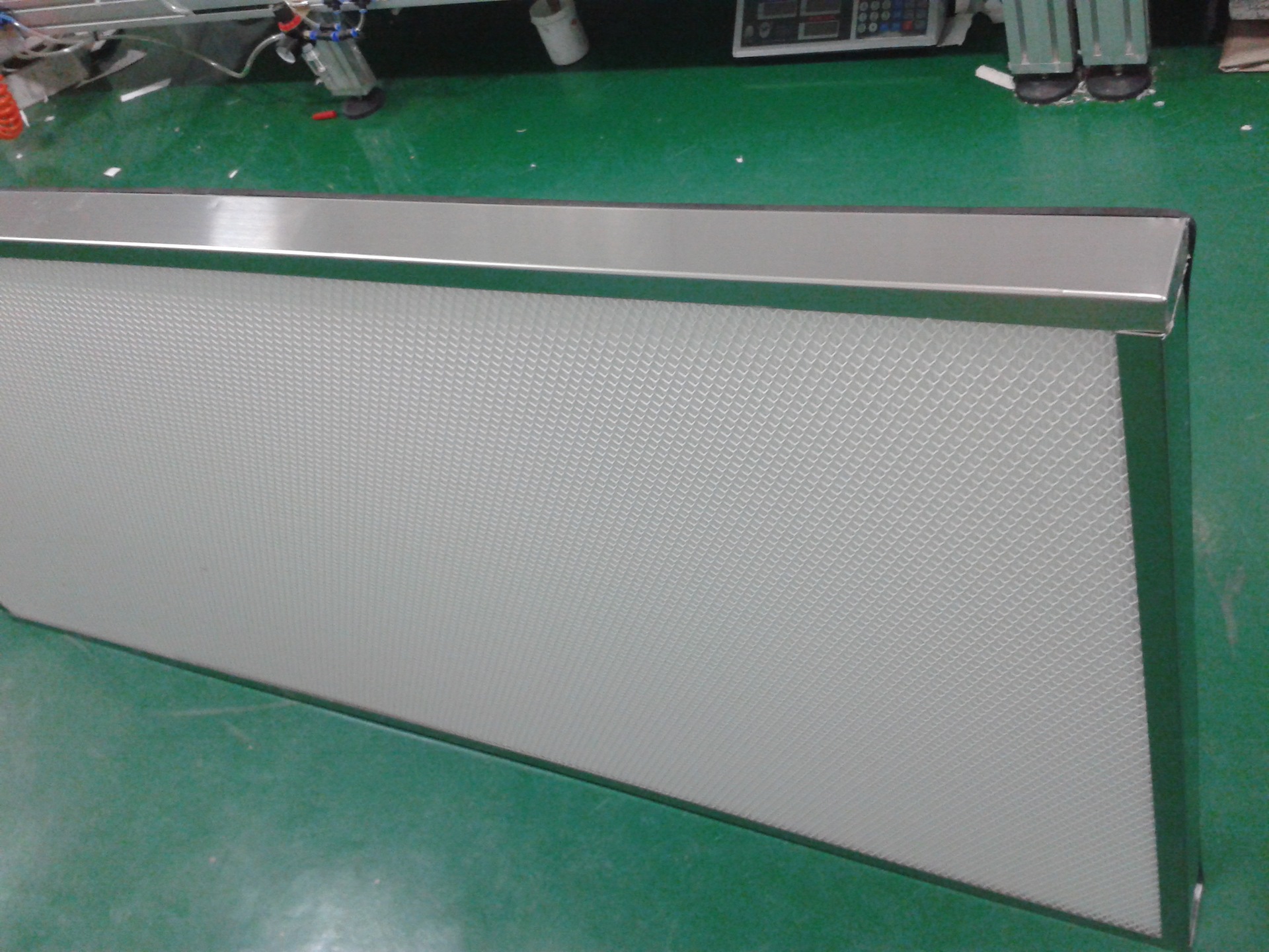 无隔板过滤器空气过滤器隔板高效过滤器送风口高效过滤器厂家供应