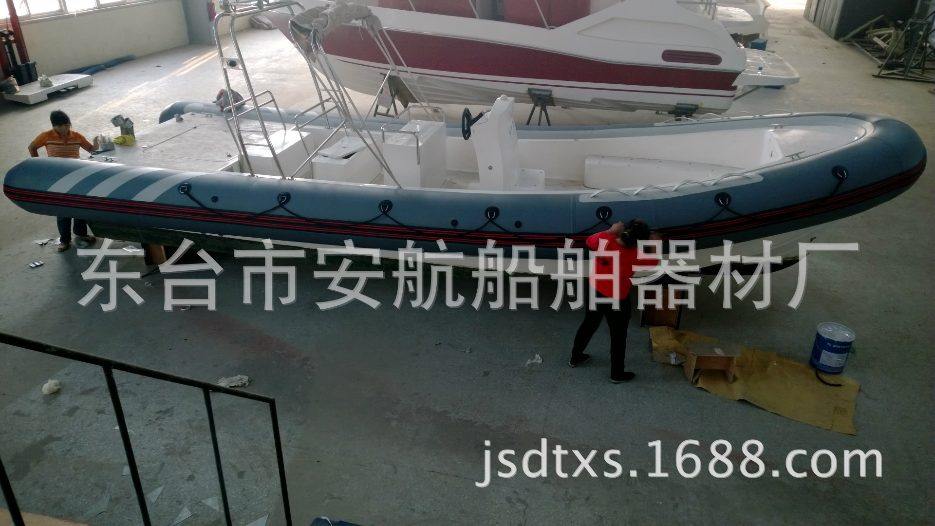 销售各类玻璃钢游艇冲锋舟