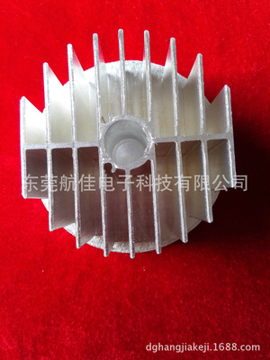 LED高光天花灯冷锻压一体化散热器3-5W|ru