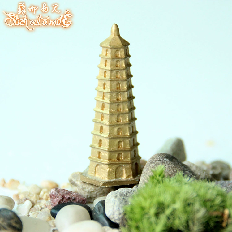 藓而易见 Micro-landscape ecological bottle Mini tower Small golden pagoda Placing components Sand table props