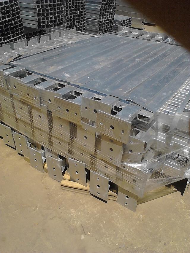 来图 加工定做光伏太阳能支架，C型钢、型钢、立柱焊接