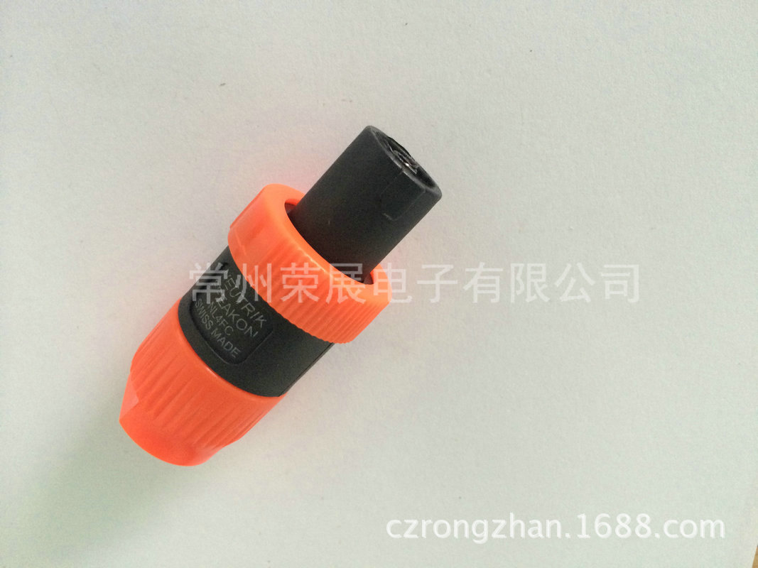 麥克風(2-4P)功放音箱卡儂插頭