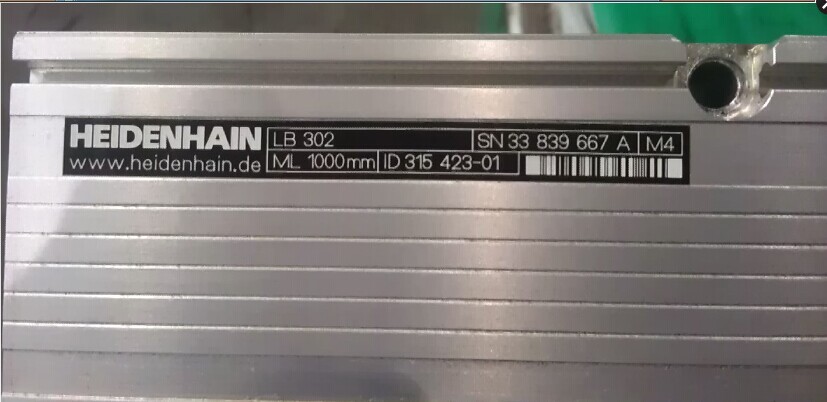 直线光栅保护壳   LB302   SN33839667A    ID：315423-01