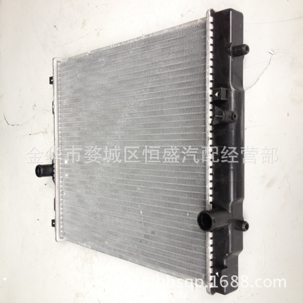 适用于长安奔奔老款水箱散热器总成冷却水箱散热器水箱总成扁管|ms