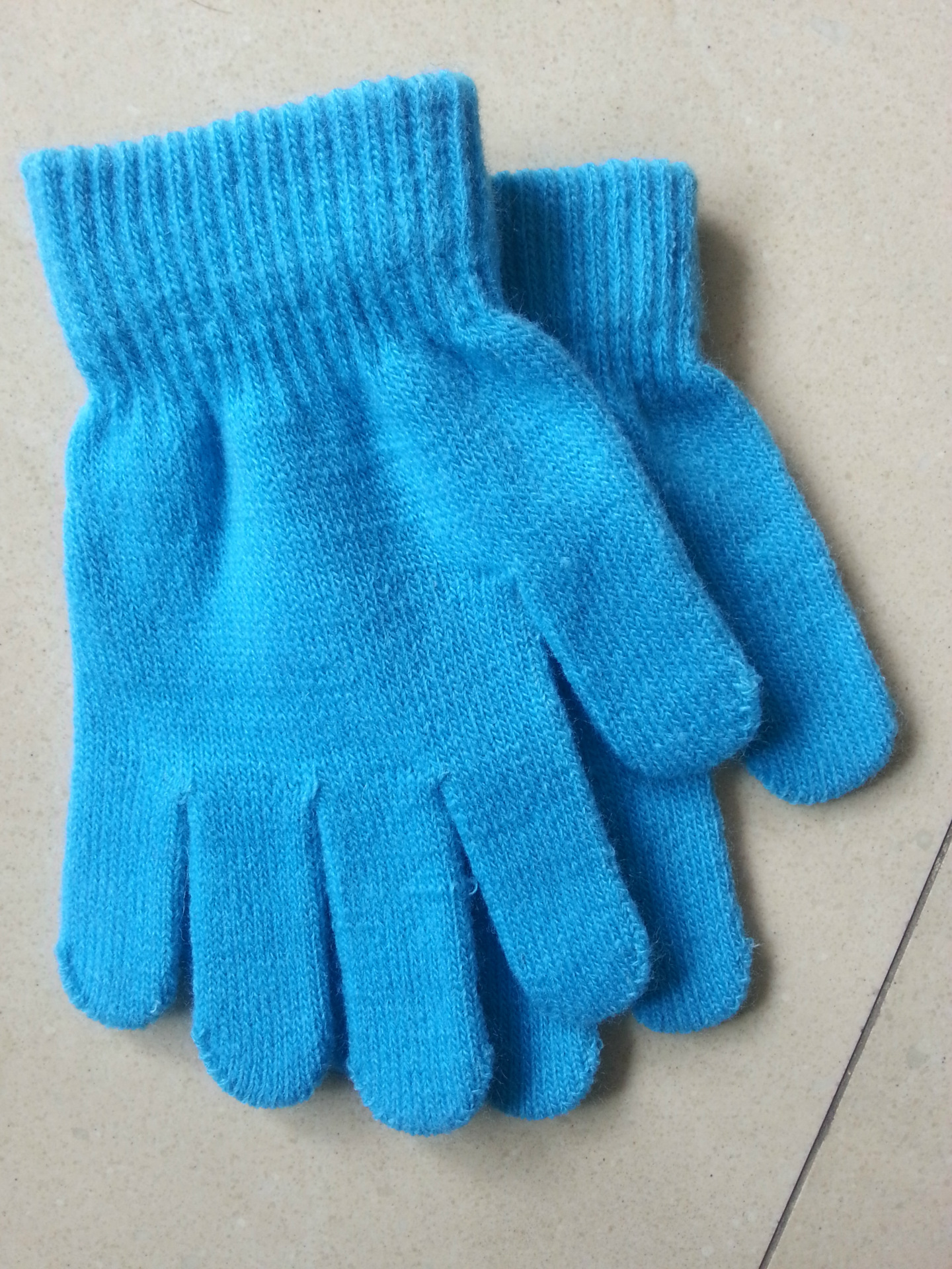 Shun Zun de punto de color sólido de protección del medio ambiente de acrílico ropa térmica guantes fabricantes pequeños al por mayor puede venir a la imagen para establecer el logotipo