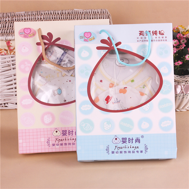 Coffret cadeau pour bébé - Kit d accessoires - Ref 1964001 Image 6