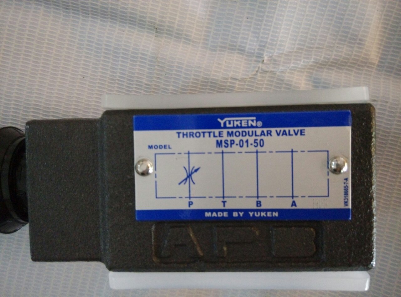 油研YUKEN叠加阀MCP-01-0-30液压阀 调速阀 单向阀
