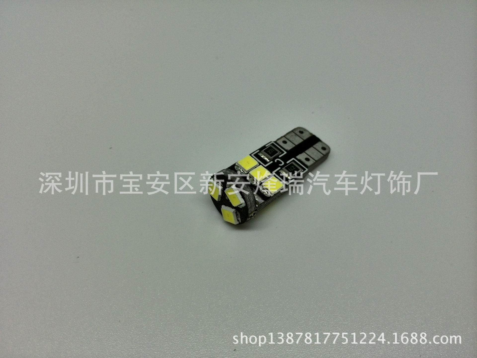 新款解码LED车灯 t10 9SMD-2835 超高亮示宽灯 牌照灯 车顶灯