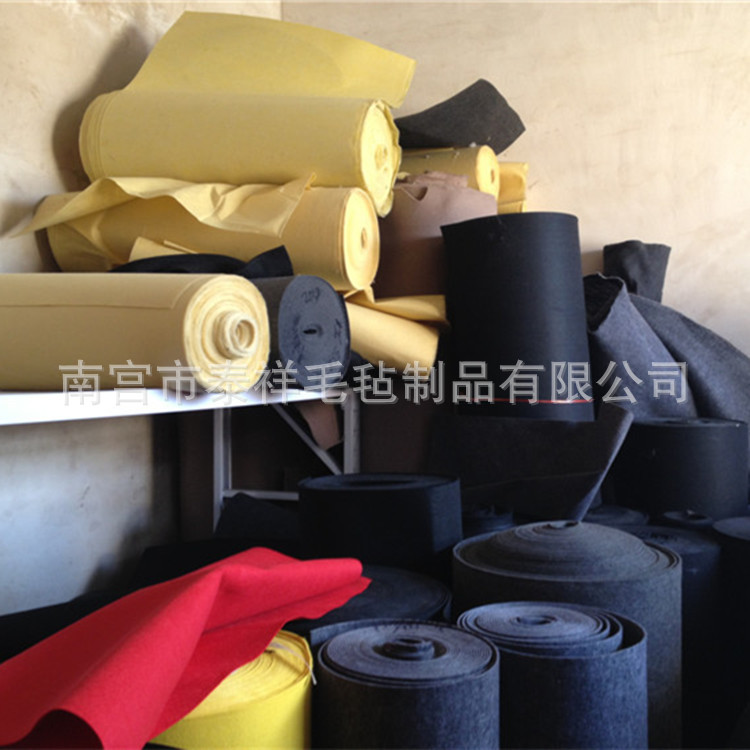 大量供应 彩色毛毡 工艺品毛毡布 不织布彩色背胶毛毡 现货供应