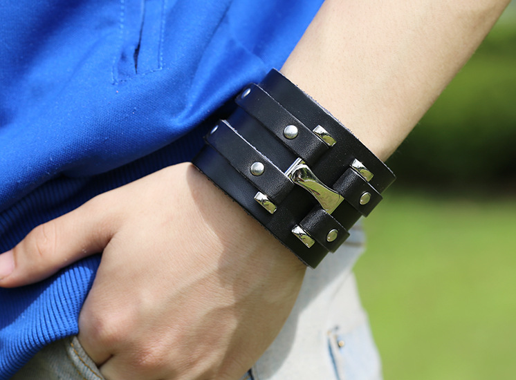 New Vintage Leather Bracelet Personalized Punk Leather Bracelet