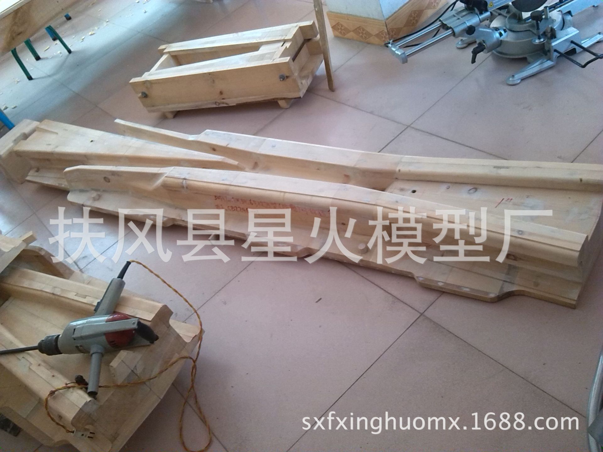 高錳鋼整鑄轍叉 木模模型