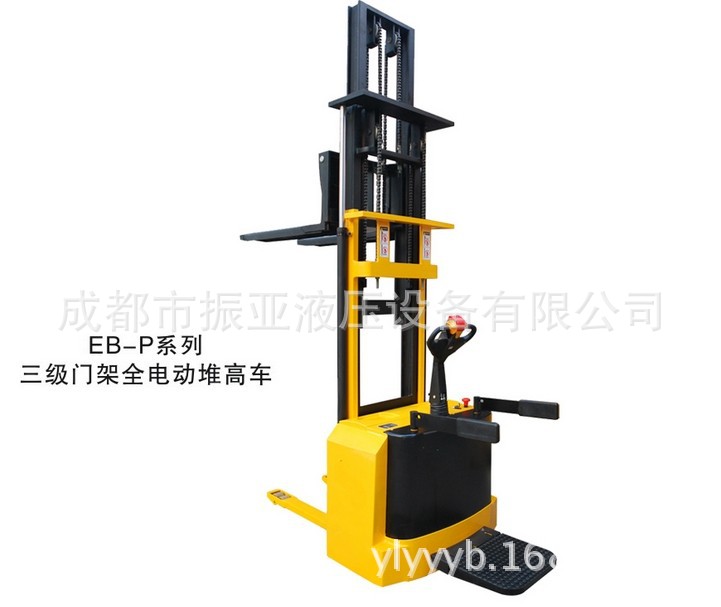 厂家直销三级门架全电动堆高车，升高4.5米载重1.5吨全电动升高车