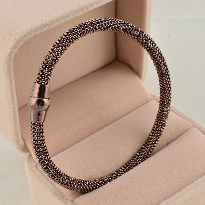 Holiday Occasion 304 Stainless Steel Material Solid Color Pattern Unisex Gender Fashion Solid Color 304 Stainless Steel 18K Gold Plated Bangle In Bulk