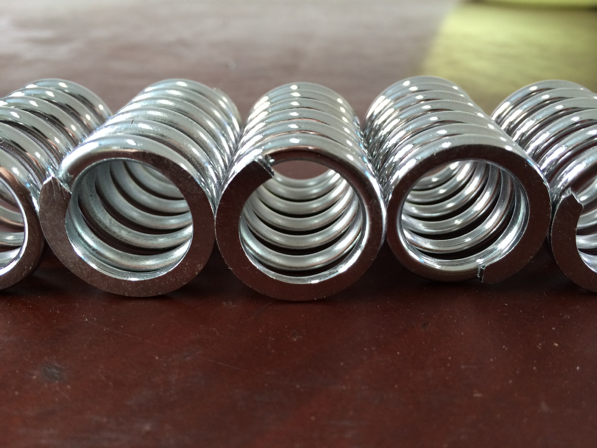 压缩弹簧充足货源 巨惠来袭 厂家长期供应