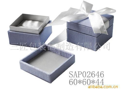 2025年厂家新款蝴蝶结首饰盒心形礼品盒手镯饰品包装盒多样包装盒