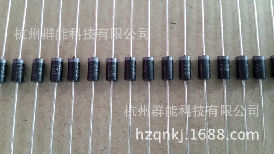 ON 安森美 二极管   MUR260编带 铜 角