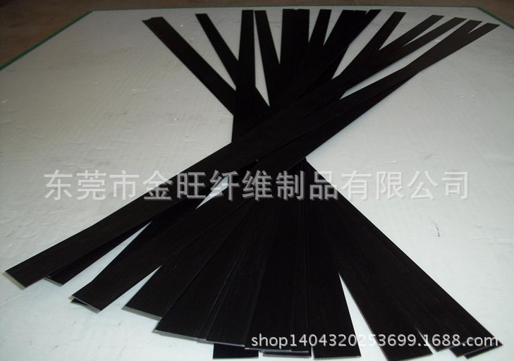 厂家批发1*3碳纤维片 高强度 高韧性 直线度好 耐老化碳纤维片