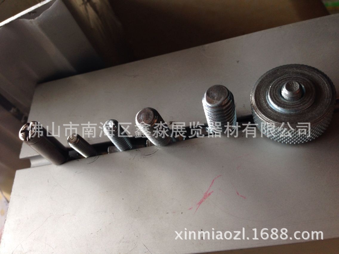 չ����������������������һ���չ�һ����T��Բ�ε���