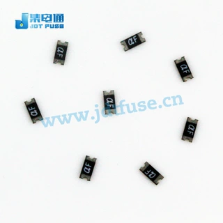 自恢复保险丝 贴片 1206 PPTC 陆海 nSMD050-13.2V 500MA 13.2V