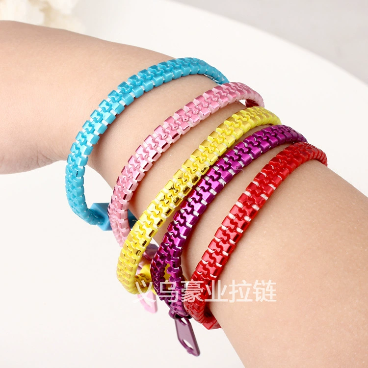 Дет bracelet?