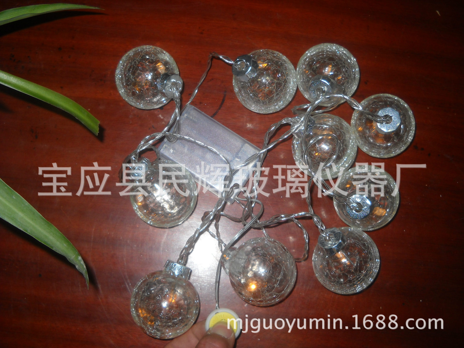 圣诞玻璃LED灯串 TRY ME 揣咪测试 裂纹玻璃球 碎银 定制-阿里巴巴