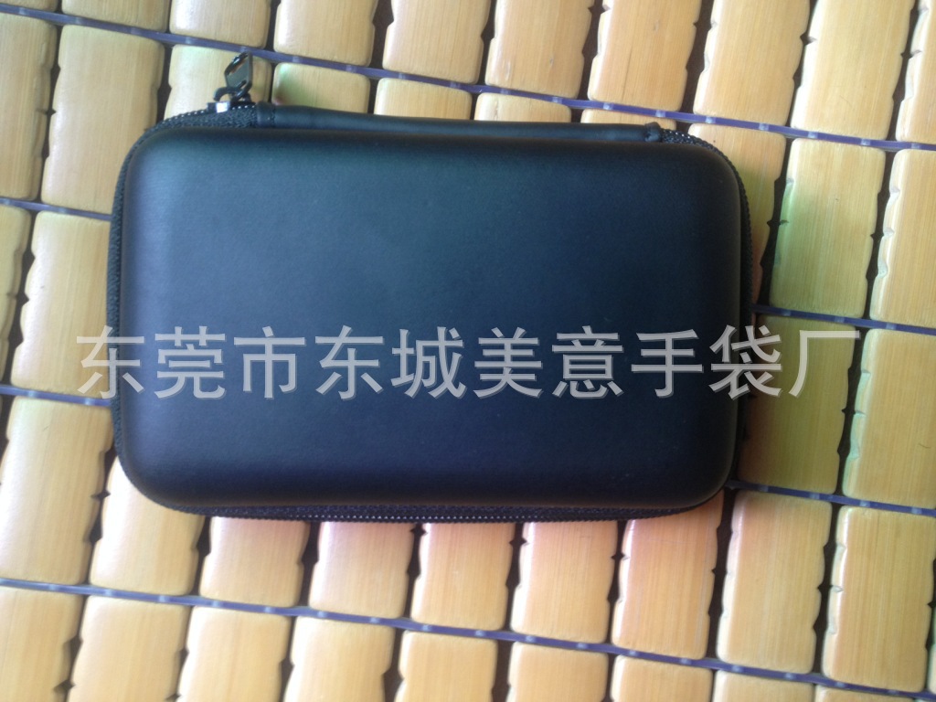 时尚精致中性耳机包 收纳包 方便易带  EVA耳机包  3DMAX