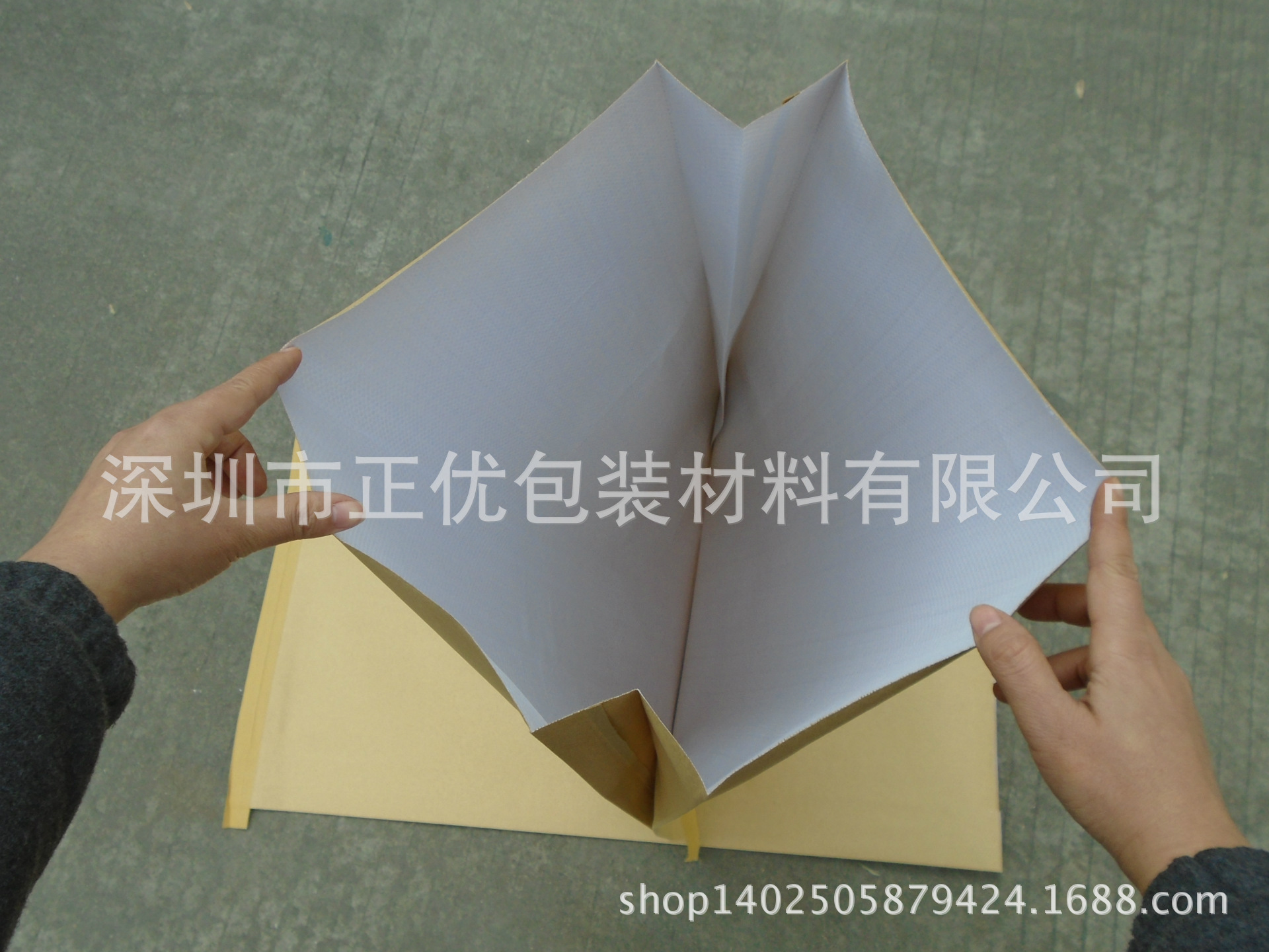 厂家批发纸塑彩印建材饲料防水蛇皮袋定做复合内膜蛇皮塑料编织袋