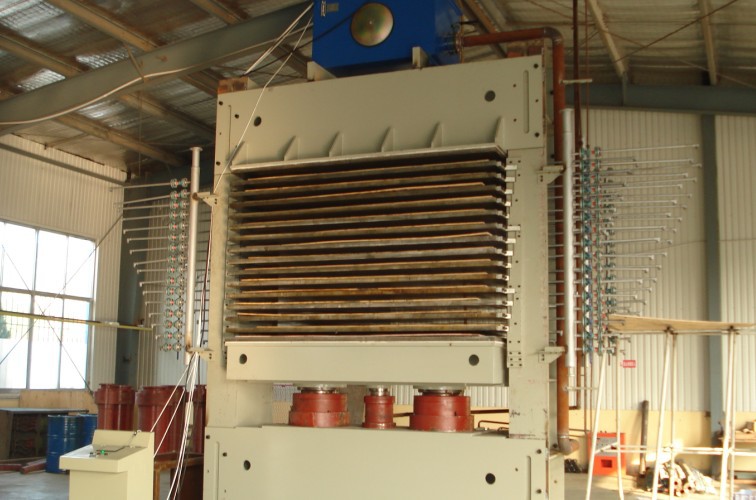 威海汉威人造板机械制造有限公司