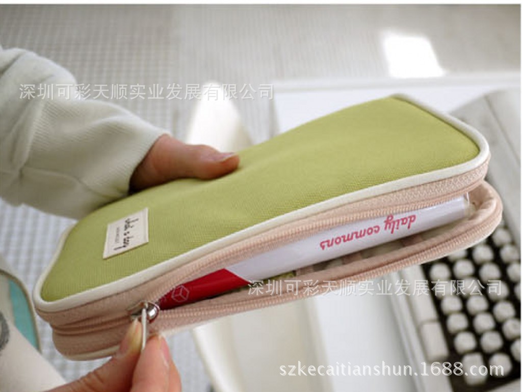 多功能護照包10