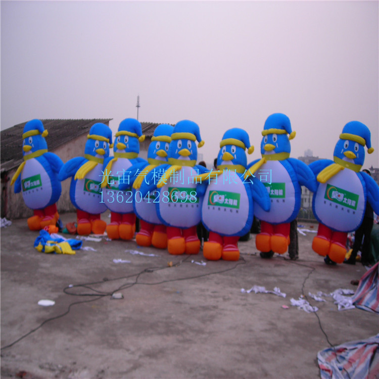 厂家批发充气企鹅 商家庆典活动卡通人偶道具充气模型跨境代发