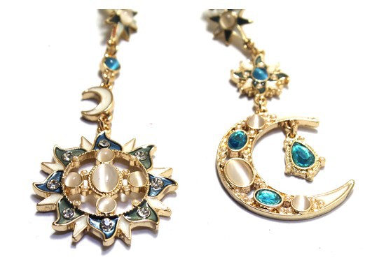 22g Weight Artificial Gemstones Inlay Material Drop Earrings Classification 1 Pair Quantity 1 Pair Sweet Moon Plating Inlay Alloy Artificial Gemstones Drop Earrings