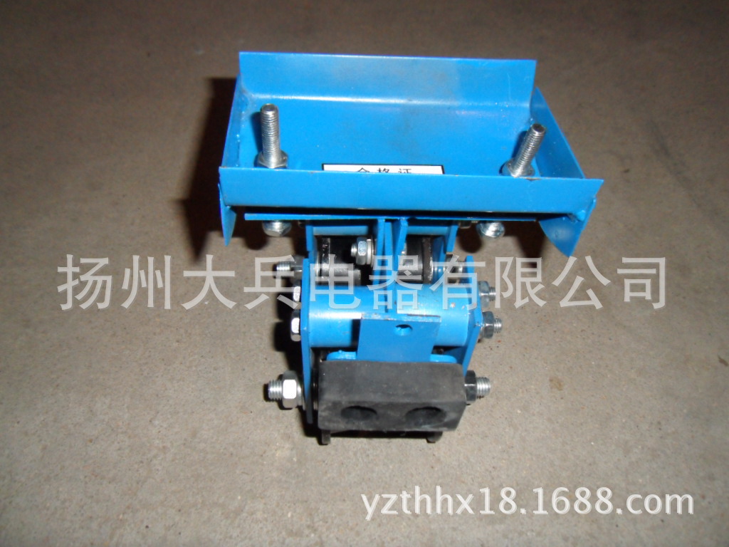 四轮悬挂装置X6J5型，电缆夹具J5,移动电缆悬挂装置X6 工字钢轨道