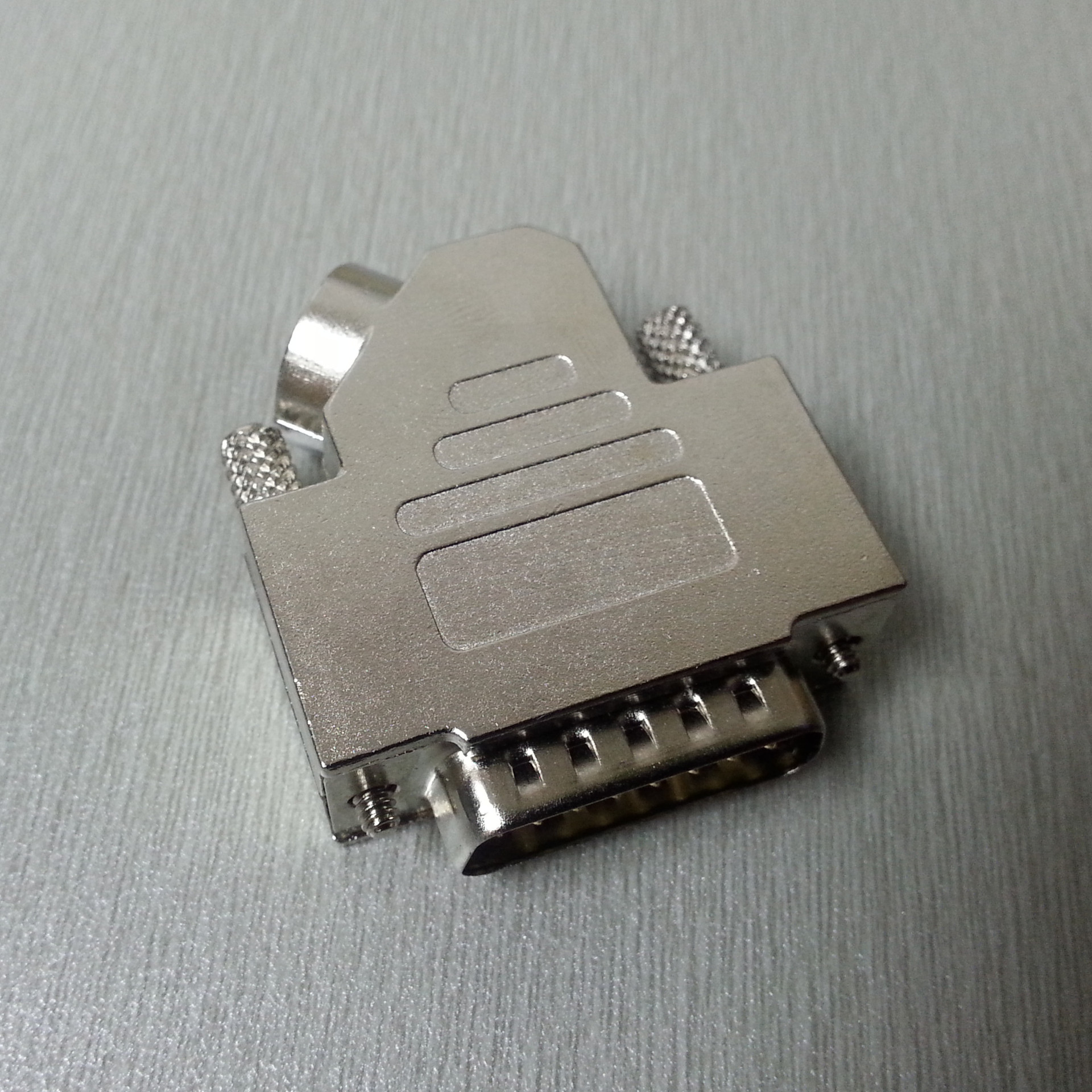 热卖斜45度出线db15 hdb26 3W3 3V3 7W2 11W1公母插头共用金属壳