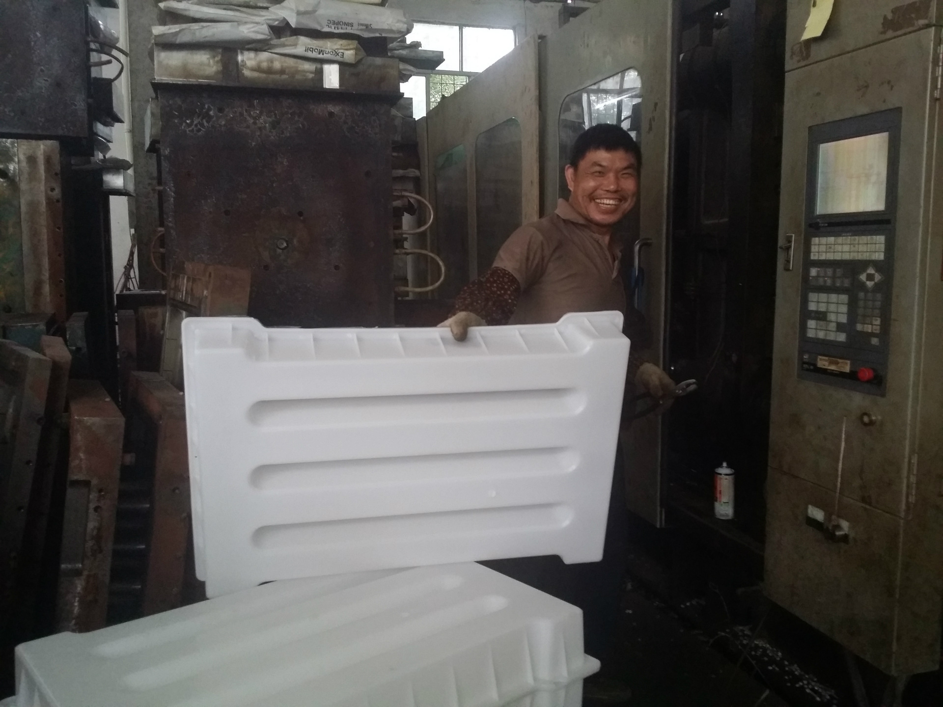 20140524_182035.F2D25D49D74220