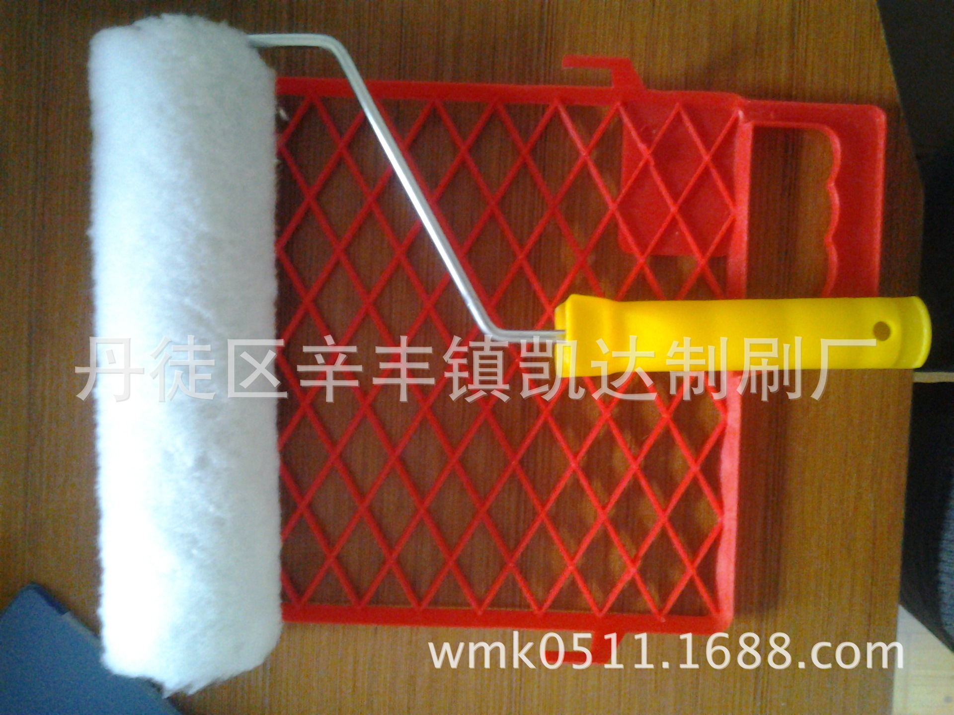 生产各式腈纶 花扦 等等滚筒刷，各种形式的滚筒刷各类精品加工