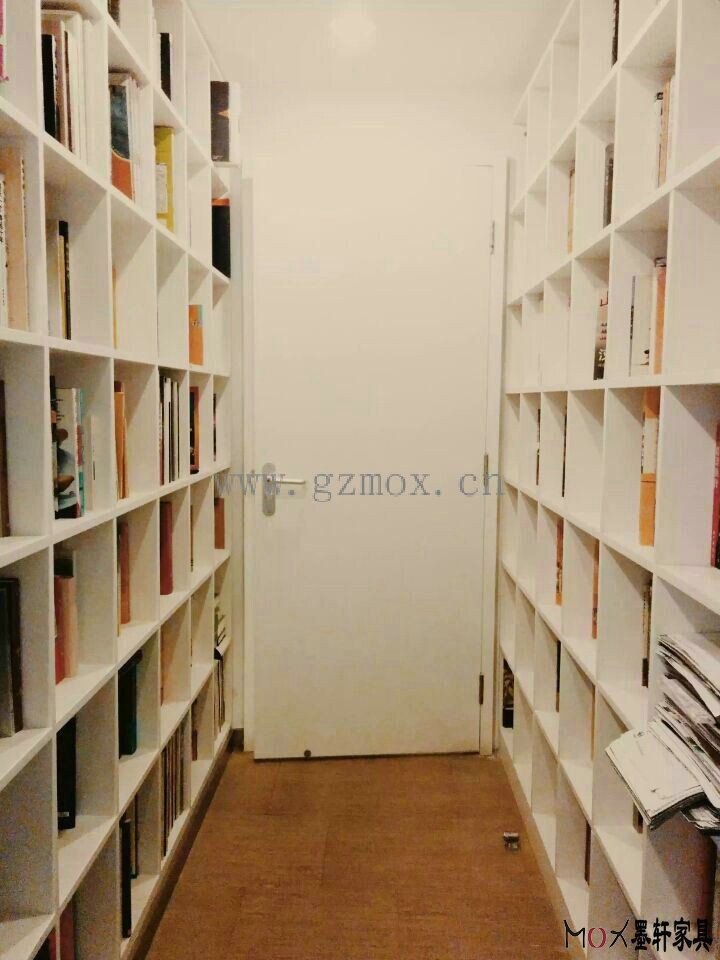 格子書櫃