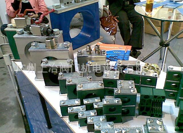 供应船用管夹、管道支撑管夹、石化管夹、重工管夹、消防燃气管夹