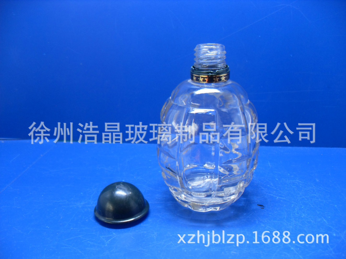 厂家定做玻璃小酒瓶150毫升新款圆形小酒瓶方格劲酒小瓶 圆球酒瓶