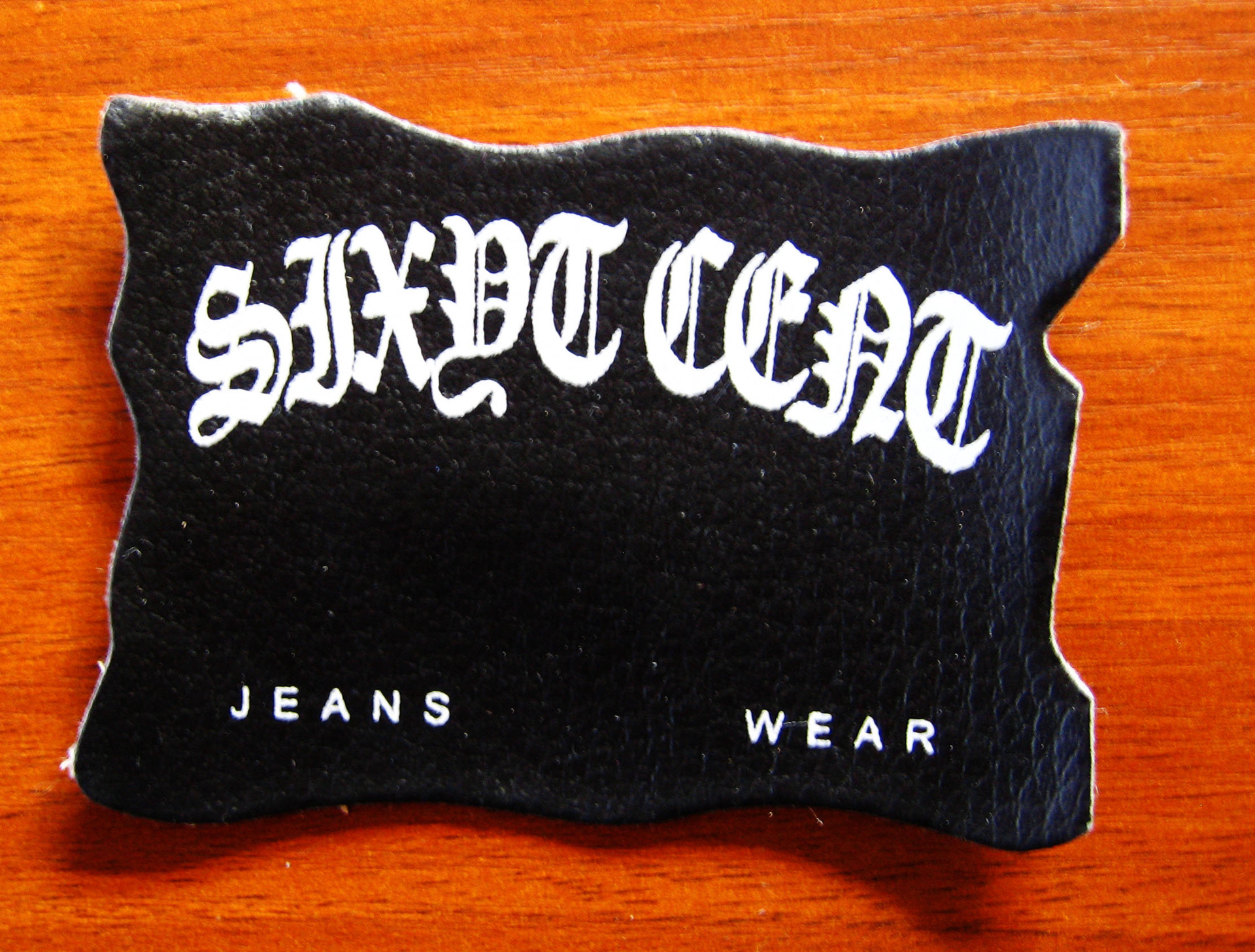 厂家供应PU丝印精美皮唛 凹皮标皮唛商标电压超声波皮牌批发