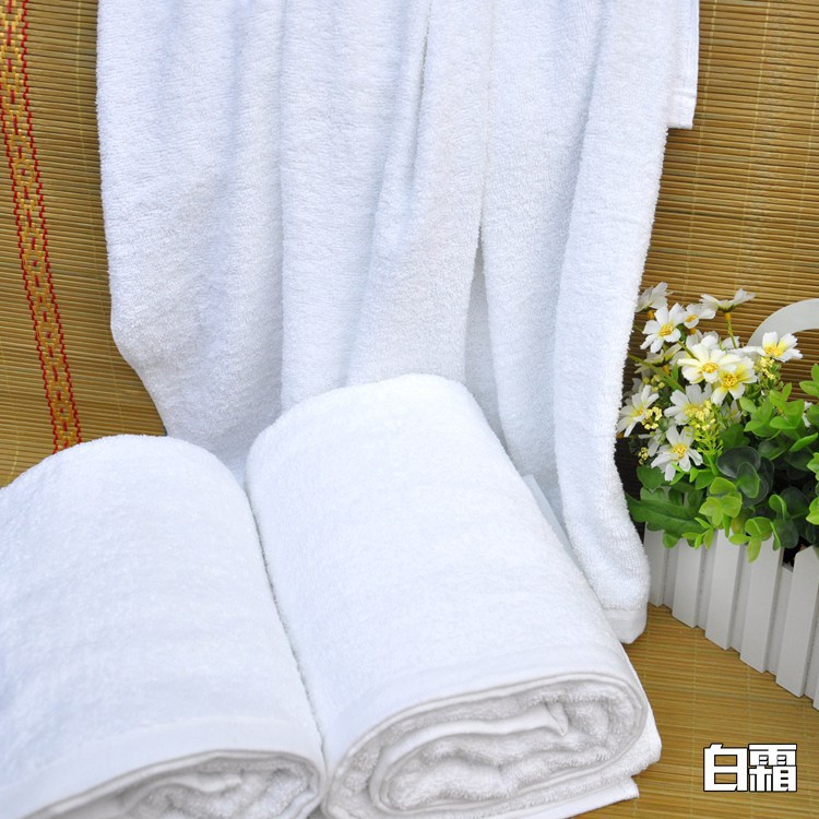 白浴巾70*140一次性浴巾吸水酒店洗浴丧葬用品加工定制LOGO浴巾