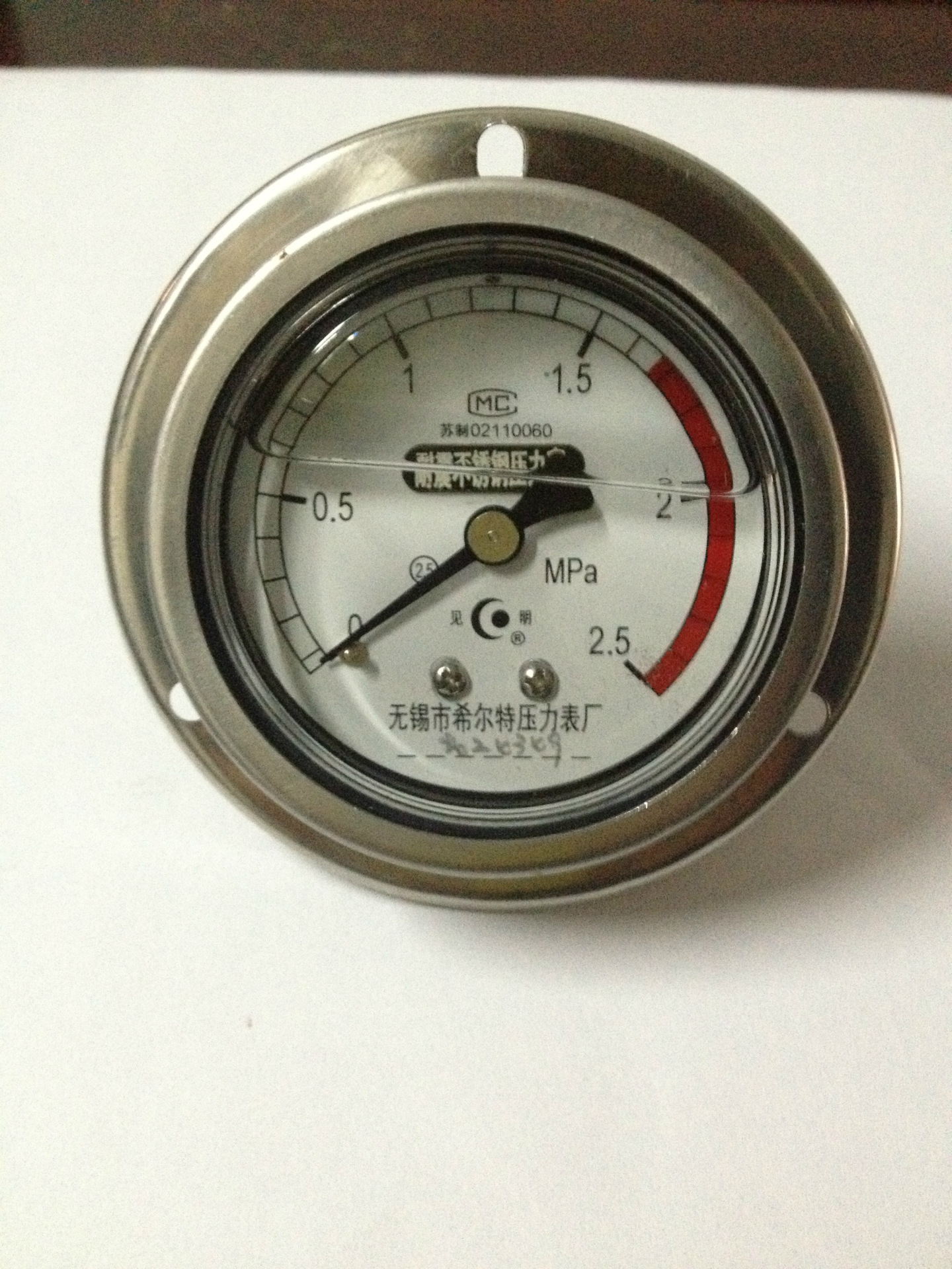 珠峰无锡不锈钢耐震压力表 YBF60ZT 2.5MPA