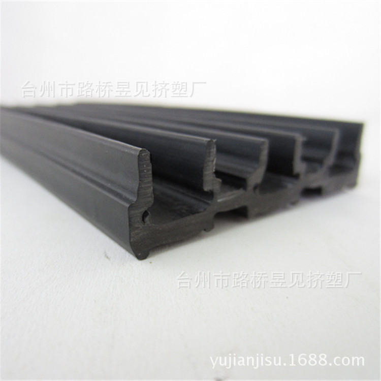 PVC黑色异型材15 (7)