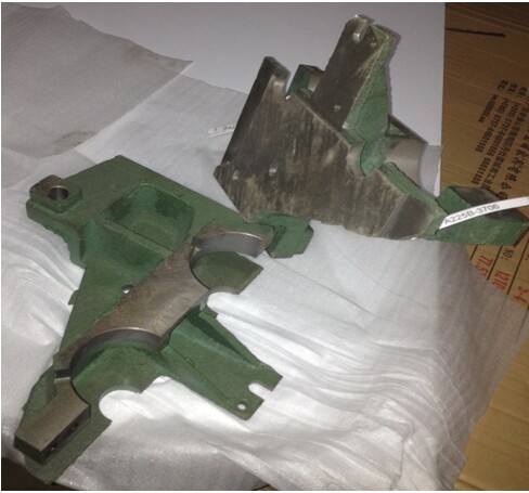 郑纺机FA225B梳棉机  右调节座FA225B-3706纺机备件 纺机配件