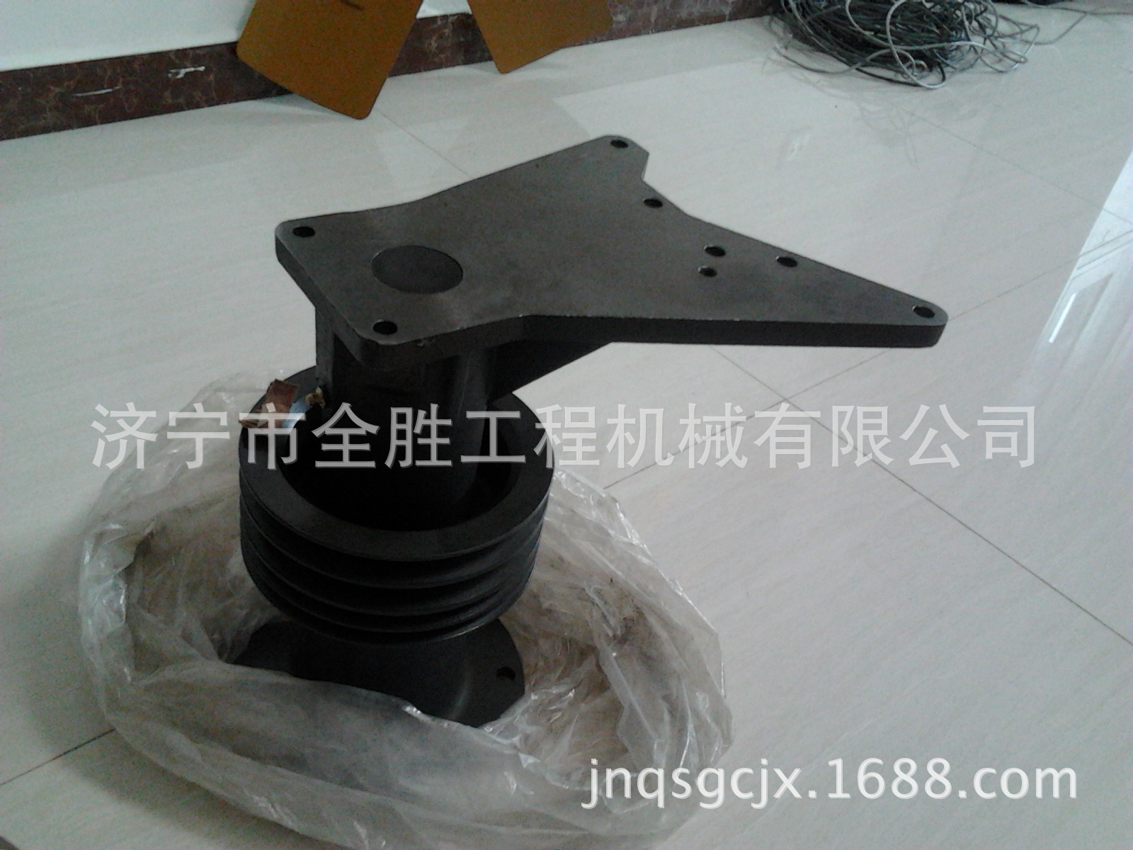 供应SD16推土机风扇托架总 风扇叶发动机四配套 喷油器 四配套