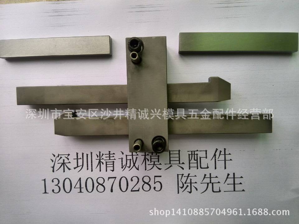 B3C9D796239F24557D1D95CCE3AF2D