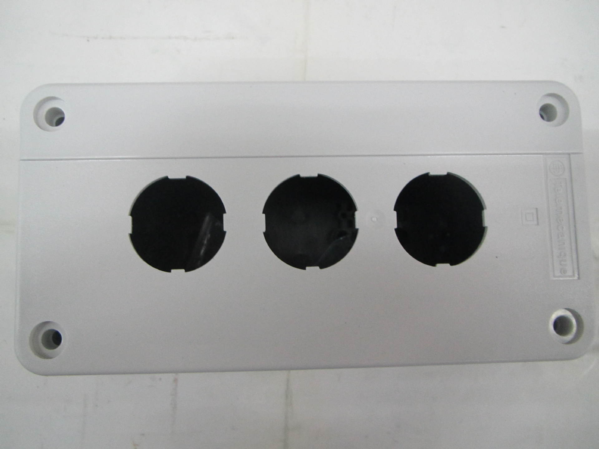 原装正品XALB03 3位22mm TE白色按钮盒