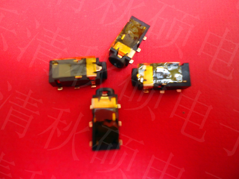 秋硕供应四极立体声音频耳机插座 PJ-242镀金耳机插座，质量稳定