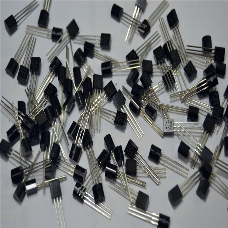 供应全新台湾HOLTEK/合泰稳压芯片 HT7530A-1 HT7530 深圳现货