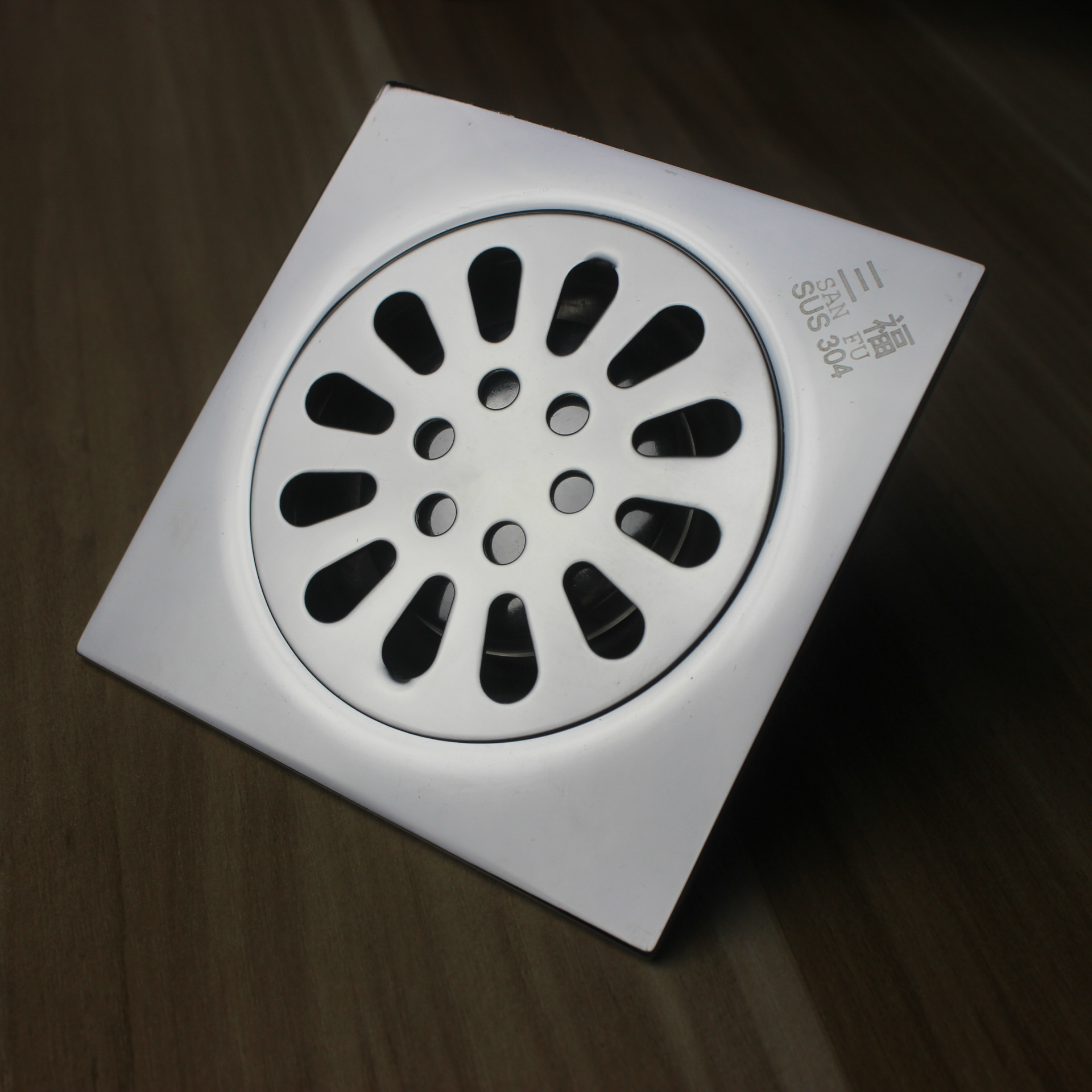 厂家直供10*10CM酒店地漏dn50 2厘3厘自封防臭地漏304不锈钢地漏|ms