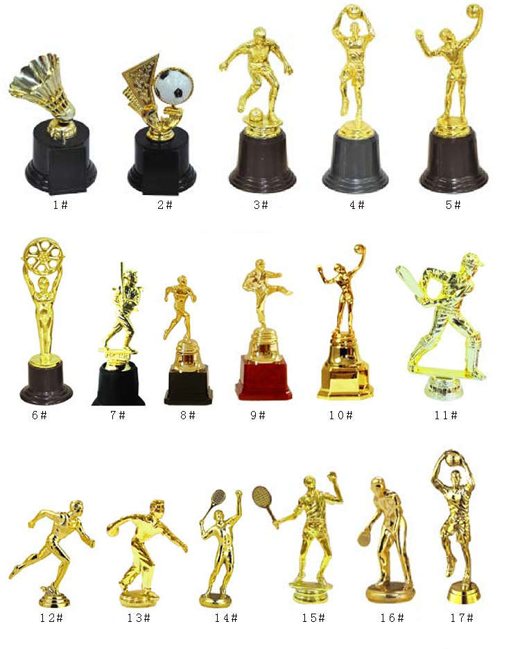 奖杯公仔1